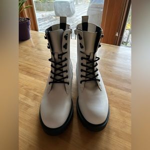Steve Madden White Combat Boots- BRAND NEW, NEVER WORN!